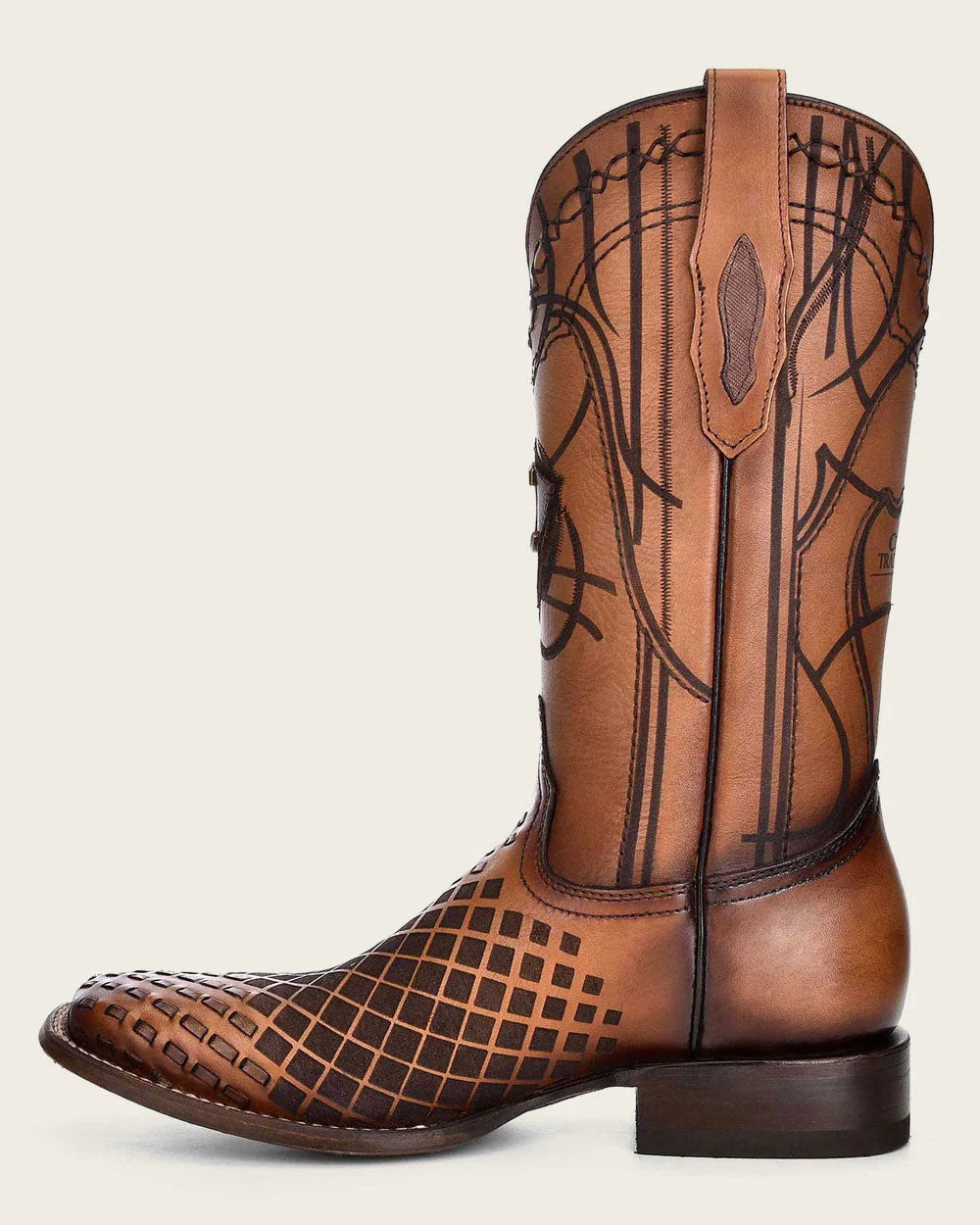 CUADRA ENGRAVED HONEY LEATHER WESTERN BOOT