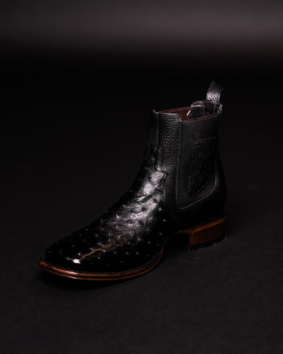 VESTIGIUM BOTIN OSTRICH BLACK SQUARE TOE
