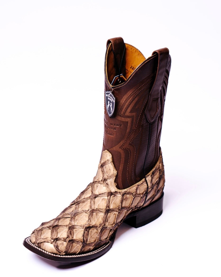 WILD WEST AUTHENTIC PIRRARRUCU BOOTS MOCHA BROWN