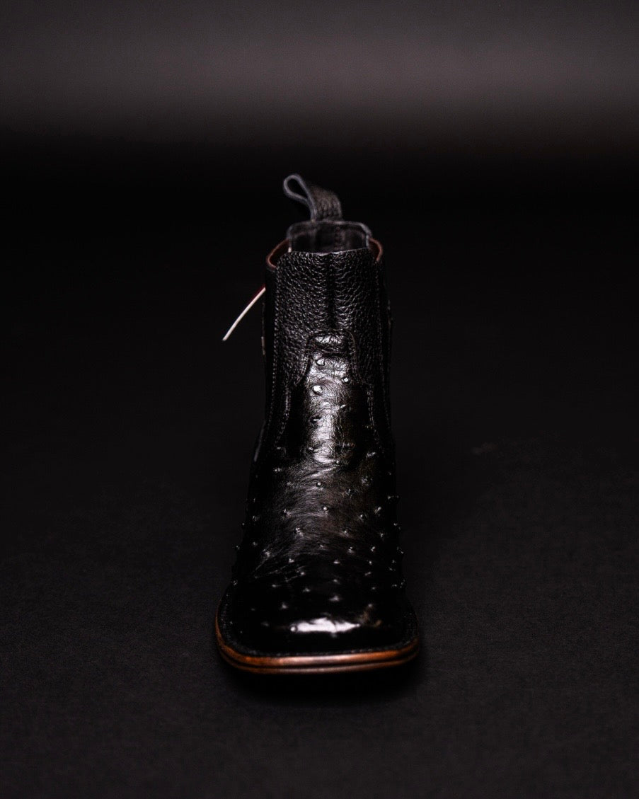 VESTIGIUM BOTIN OSTRICH BLACK SQUARE TOE