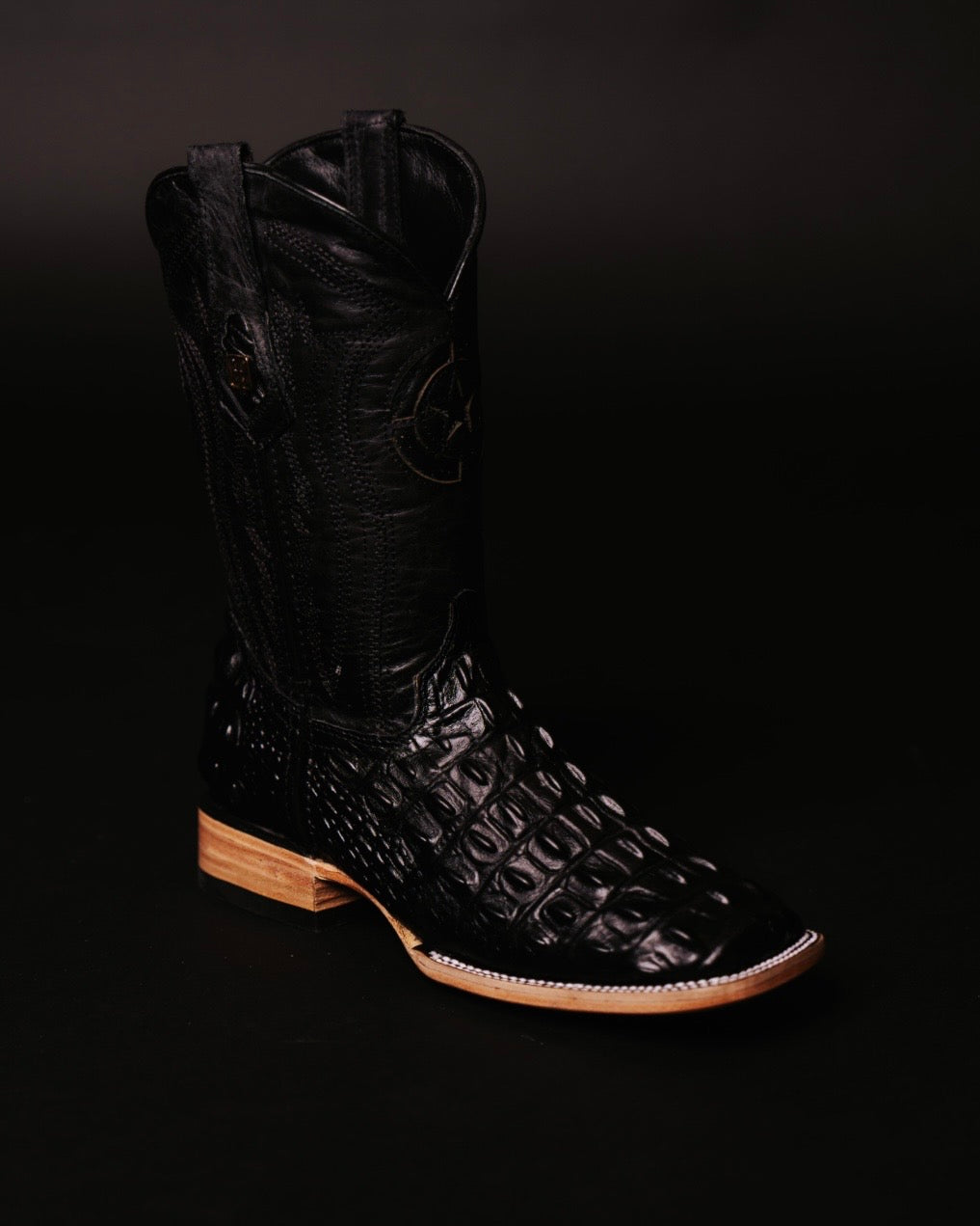 HOMETOWN ALIGATOR SHOULDER BLACK