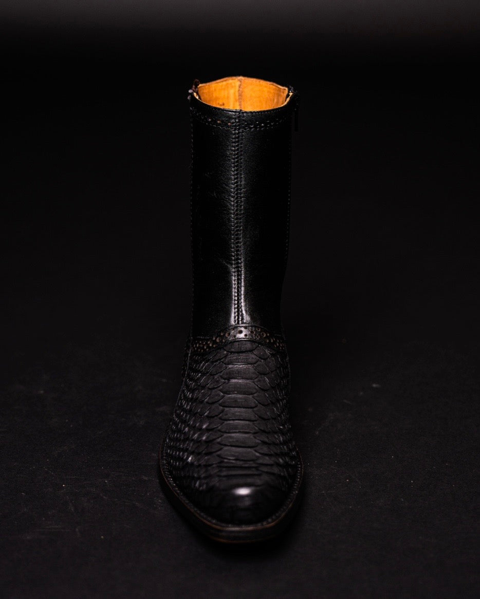 LOS ALTOS PYTHON BLACK MILAN ROUND TOE