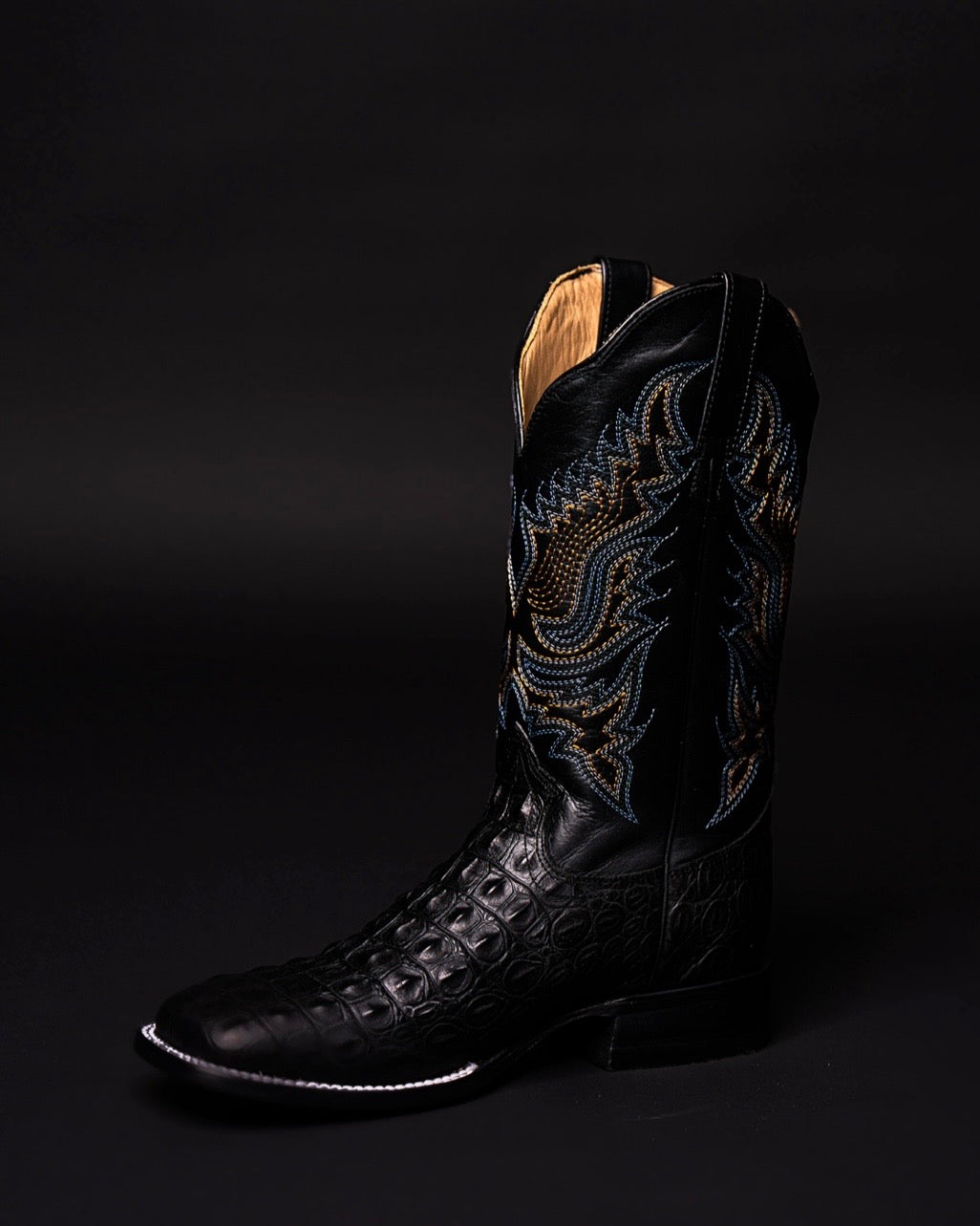 REYME CAIMAN HORNBACK BLACK 077