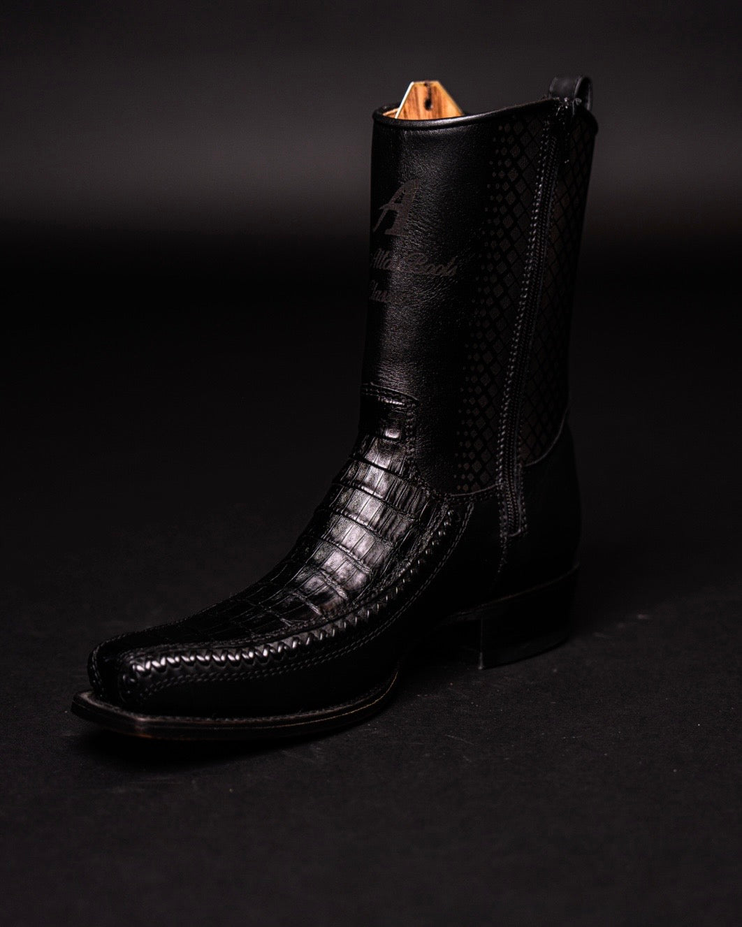 LOS ALTOS CAIMAN BELLY BLACK 7 TOE