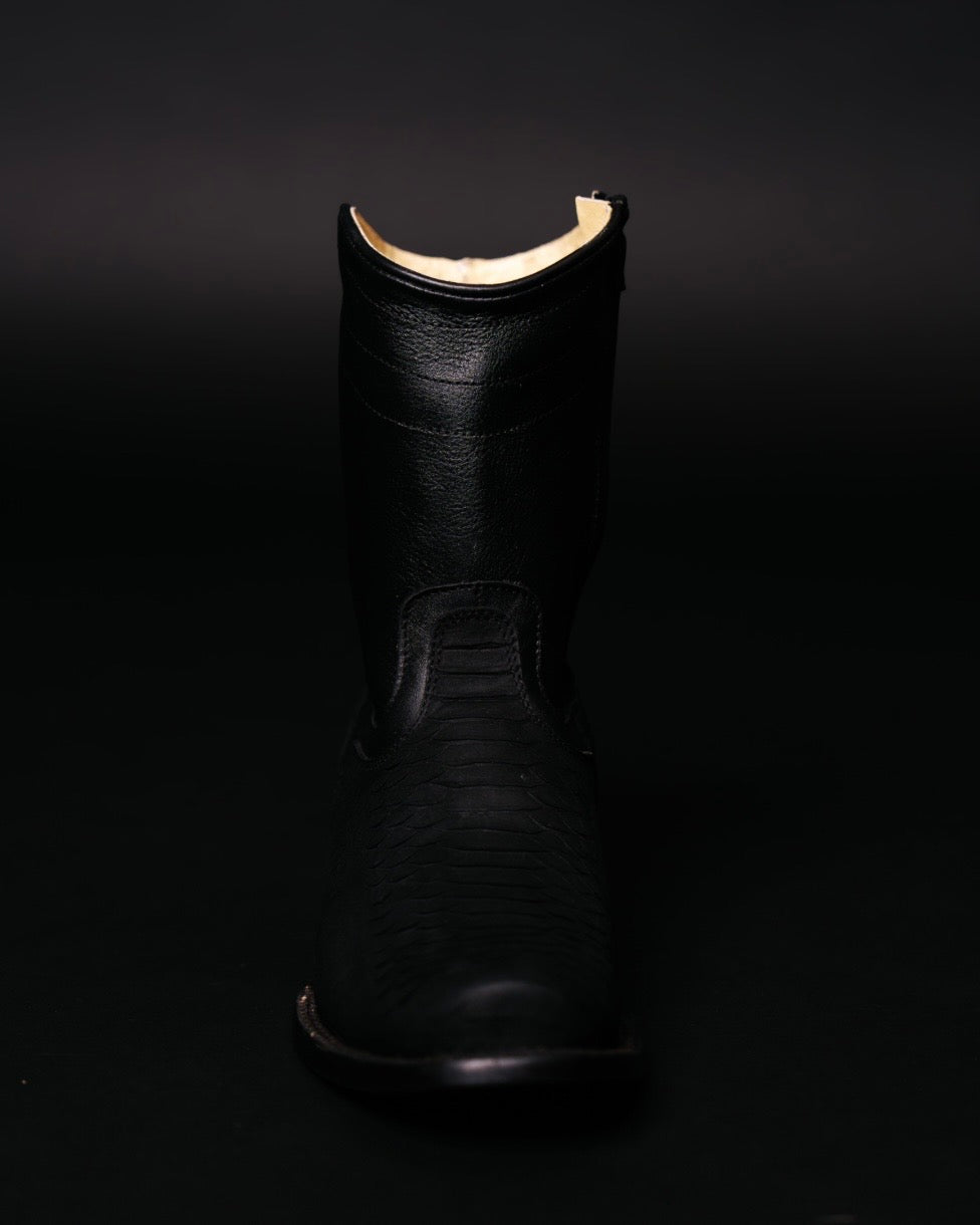 POTRILLO DUBAI MATTE NEGRO PYTHON