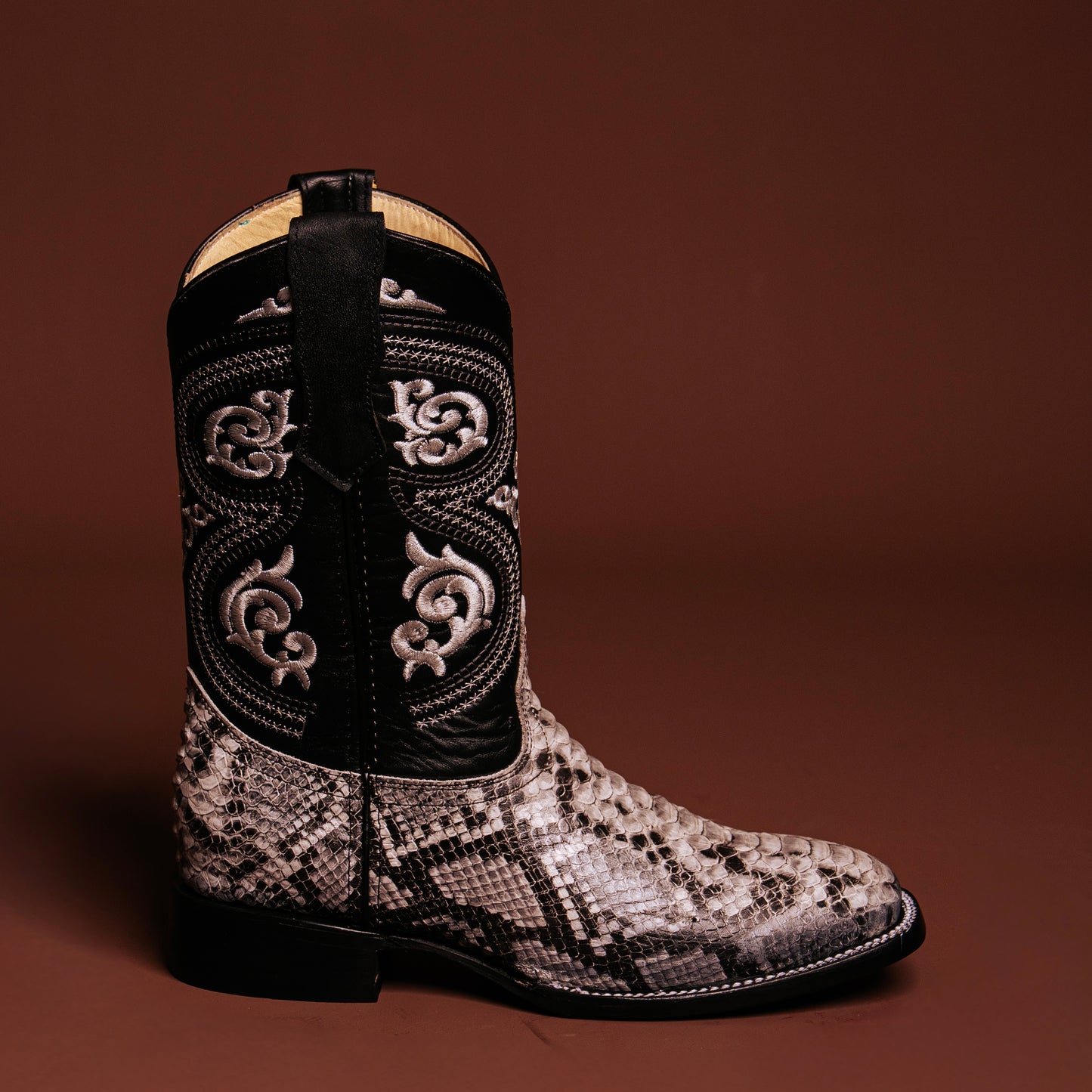 POTRILLO MENS 911 PYTHON NATURAL