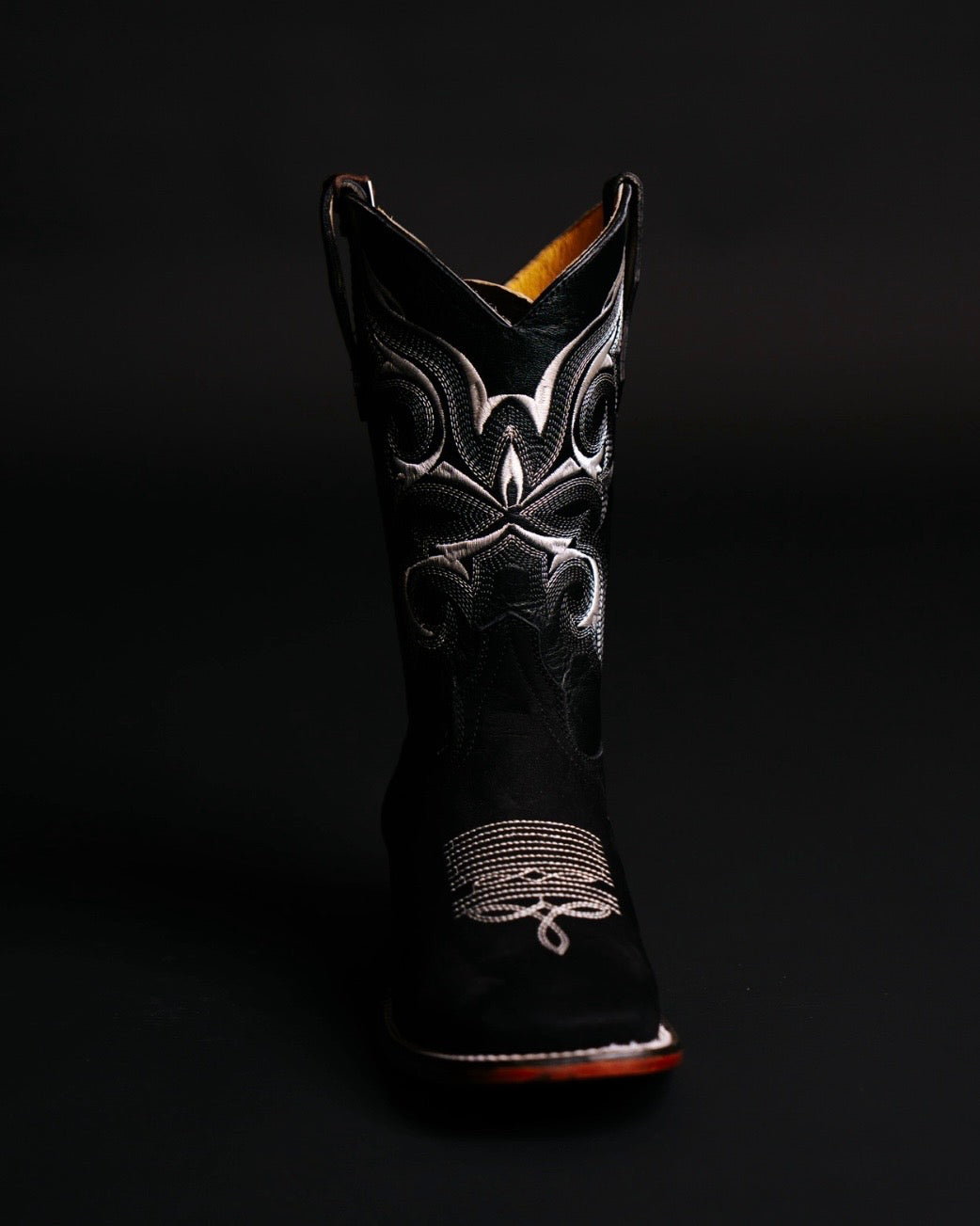 POTRILLO NOBUCK BLACK 911