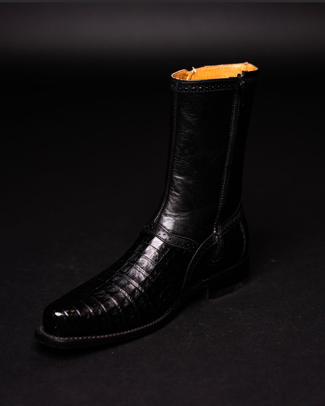 LOS ALTOS CAIMAN BELLY BLACK MILAN ROUND TOE