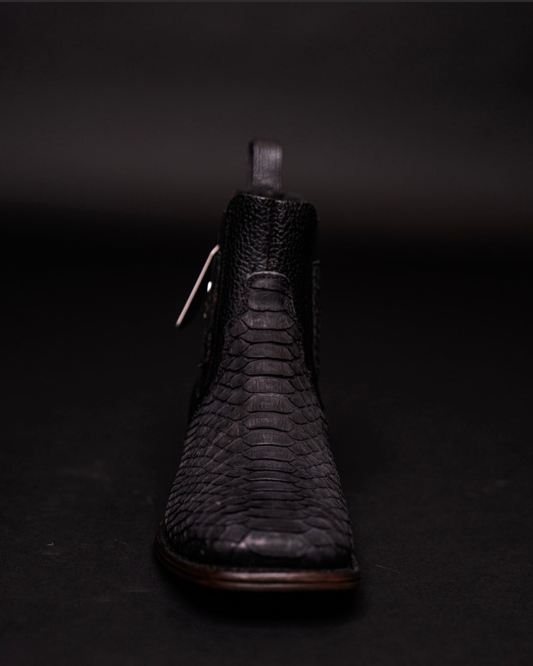 VESTIGIUM BOTIN PYTHON BLACK SQUARE TOE
